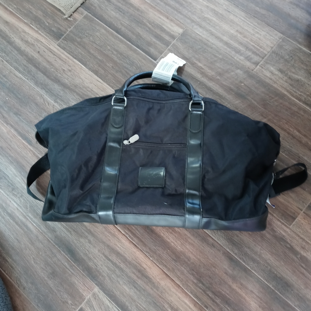 Large weekend bag. Leather and nylon